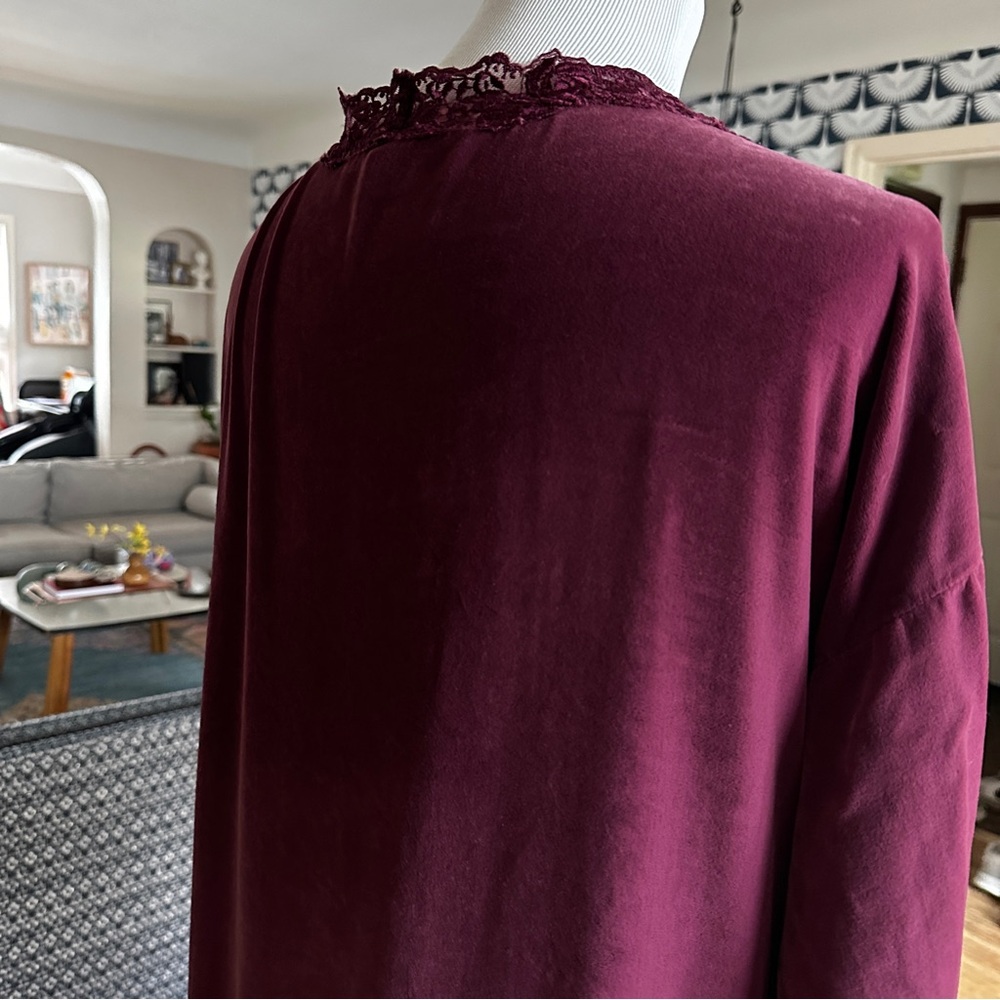 Vintage Victoria's Secret Burgundy Lace-Trim Silk Blend Velvet Robe - Picture 6 of 8